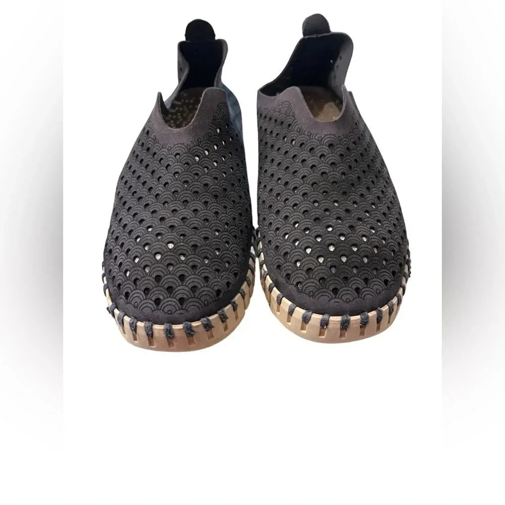 Ilse Jacobsen Women's Tulip Flat Slip On Shoe Navy Blue Perf Leather